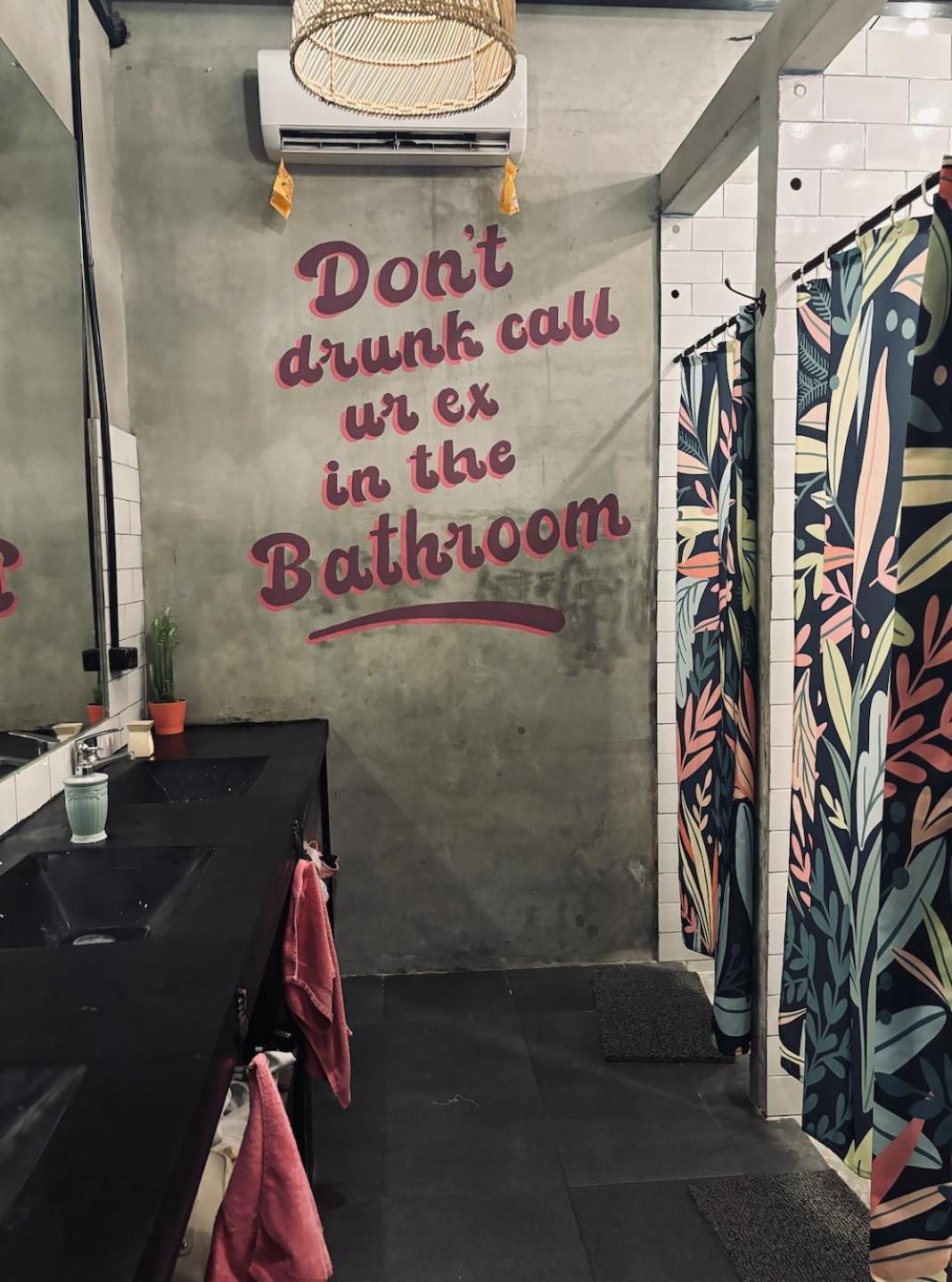 Clandestino Hostel Canggu Exterior photo
